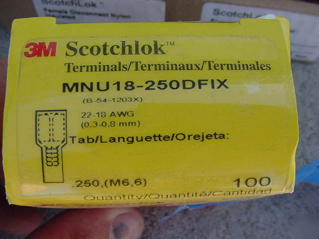 3M scotchlok terminals MNU18-250DFIX 22-18G female 100