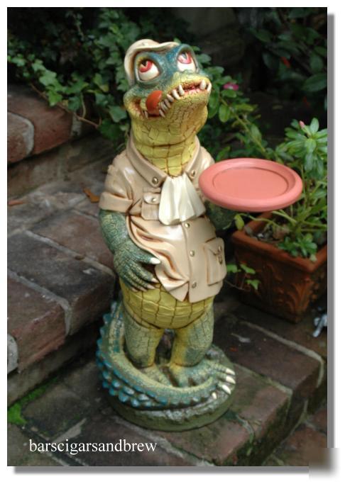 Alligator crocodile butler waiter statue bar old 2'
