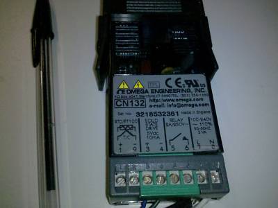 Omega CN132 1/32 din temperature setpoint controller