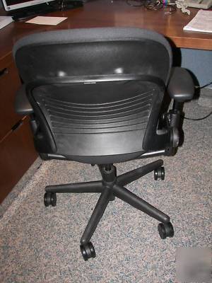 (20) steelcase leap black office chairs only $325 ea. 