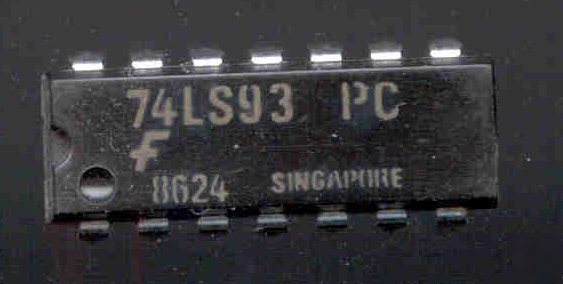 Fairchild 74LS93PC 4-bit binary up counter ic