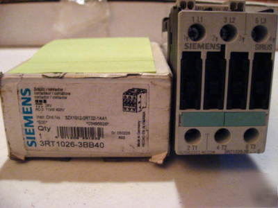 New siemens contactor 3RT1026-3BB40 in box