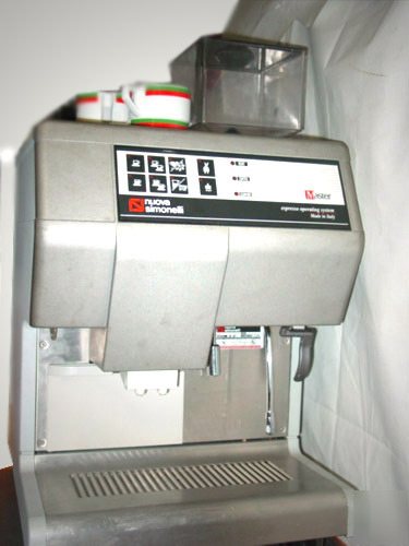 Espresso cappuccino latte machine 