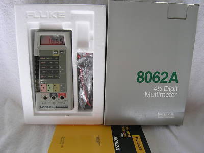 Fluke 8062A 4.5 digit handheld digital multimeter