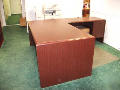 National office furniture arrowood l-shaped desk used