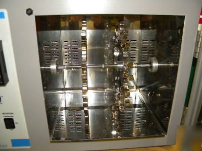 Lab-line vwr 2720 hybridization oven w rotisserie 117V
