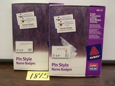 200-avery pin style name badges, 2