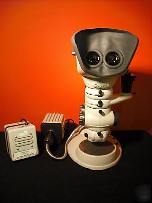 Vision engineering cobra stereo zoom microscope