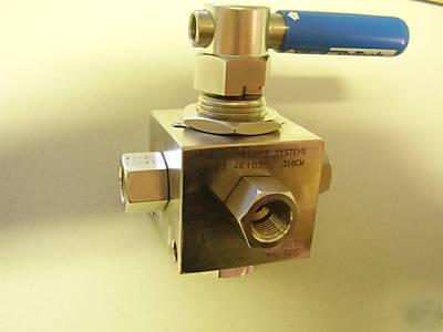 Butech 4K103 4-way high pressure ball valve 10,000 psi 