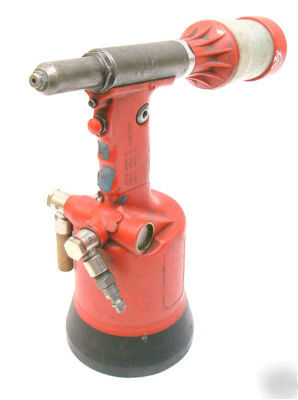 F a r pneudraulic rivet gun pin vacuum control(1)