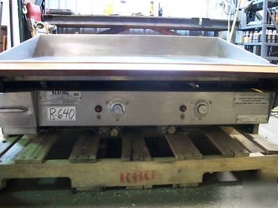 Keating miraclean grill/griddle 42BFLD lpg gas