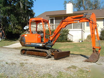 Kubota KX121-2 excavator 
