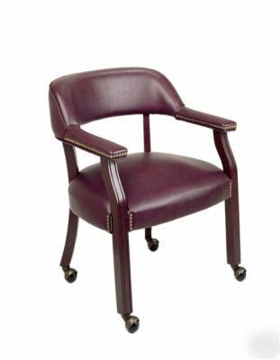 Traditional guest chair with castors