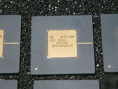 SN74AS8838GB microprocessor support - 32-bit shifter