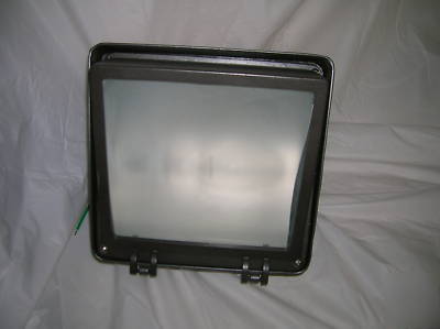 Semi-cut compact wallpack 42 watt fluorescent bronze 