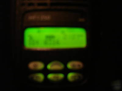 Motorola HT1250 uhf portable radio ht 1250 2 way 128 ch