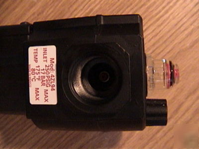 Dayton industrial micromist lubricator machine tool