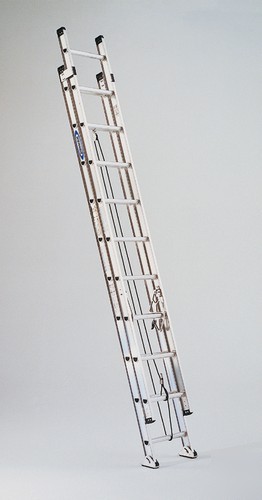 Werner D1520-2 20' aluminum extension ladder
