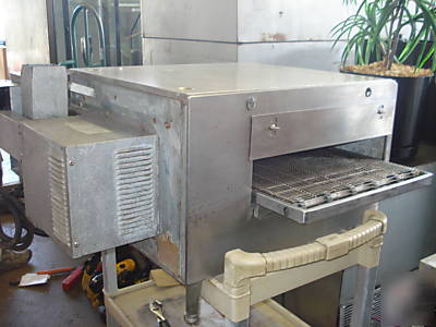 Lincoln used impinger conveyor pizza oven 