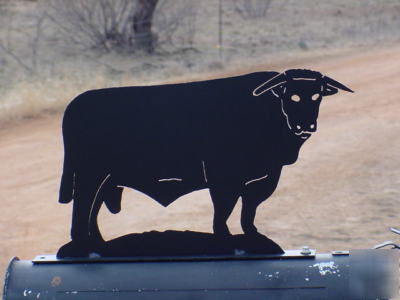 Mailbox/fence or gate topper -hereford bull