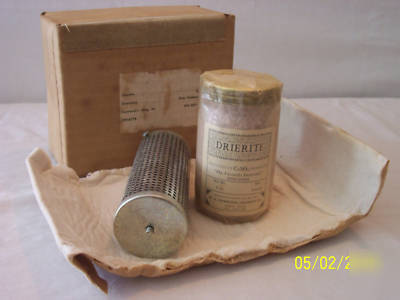 2 hammond drierite desiccant with filtration unit 
