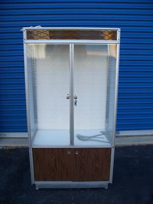 Upright lighted display/ showcase