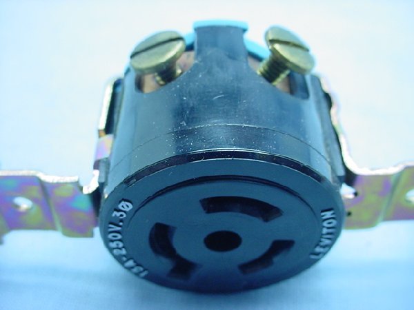 Leviton L11-15 locking receptacle outlet 15A 250V 3Ã¸