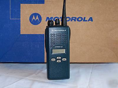 Motorola CT450LS uhf 10CH 4WATT police two way radio 