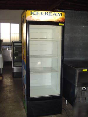 Low temperature merchandiser freezer hussmann arl 0400 