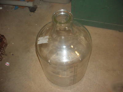 Pyrex 1596 glass bottle carboy 5 gal 19 liter graduated