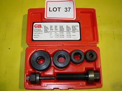 Gb kom 50125 knockout punch set 1/2 to 1 1/4