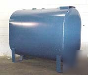 Obround tanks for fluid storage 275 gallons