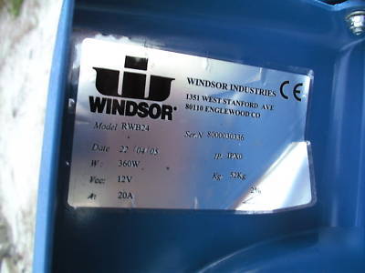 2005 windsor radius walk behind sweeper model RWB24 