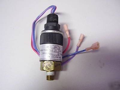 Barksdale 96201-BB4-T4 pressure switch 