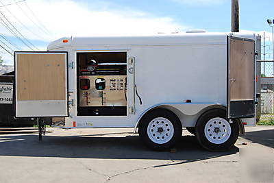 Hot water pressure washer trailer mounted, mobile wash