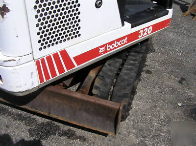 Bobcat mini excavator backhoe track hoe bob cat 320
