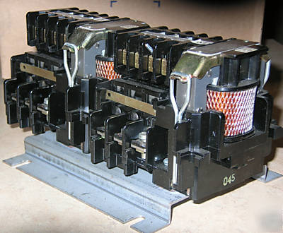 Sprecher+schuh CAT1-25-120 reversing contactor obsolete
