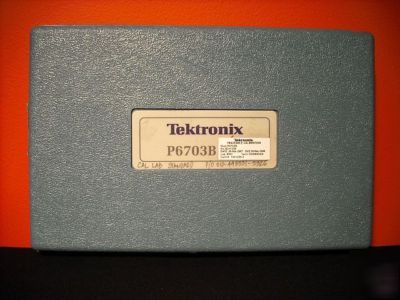 Tektronix P6703B o / e converter (reduced )