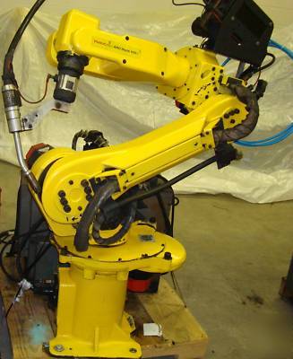 Fanuc arcmate 100I M6I RJ3 welding robot only 3K hours