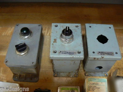 20PC lot ge CR104P pushbuttons lights & contact blocks 