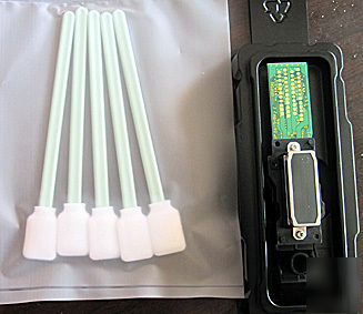 Cleaning foam swab for solvent printer 