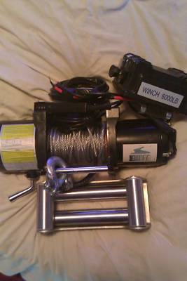 New winch vortex 6000LB with roller fairlead excellent 