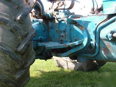 1972 ford 3000 tractor.