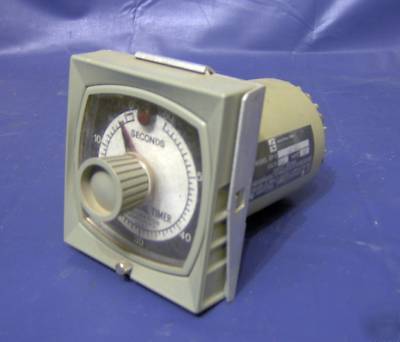 Industrial timer corporation model gp-2 60 second timer