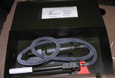 New 10000 psi hand pump 20 ton hydraulic puller kit - 