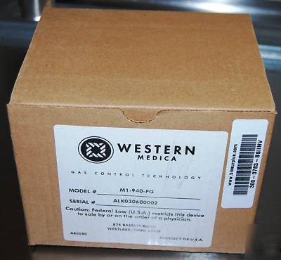 New western medica M1-940-pg CO2 regulator, cga-940