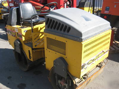 2006 stone WP3100 roller compactor 1.5-3 ton diesel