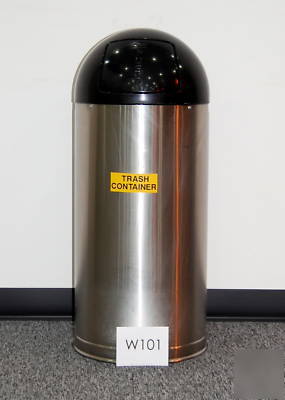 Firefighter 15 gallon round top receptacle W101