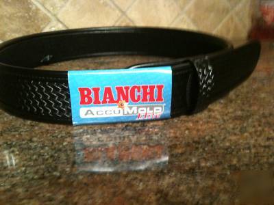 Bianchi accumold elite basket black