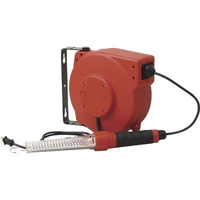 Northern ind. retractable cord reel w led worklight
